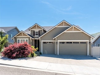1974 Legendary Ln SE, East Wenatchee, WA 98802
