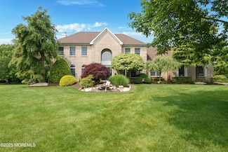 4 Crimson Ln, Freehold, NJ 07728