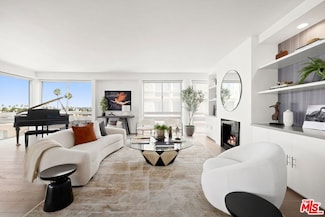 320 N Maple Dr Unit 507, Beverly Hills, CA 90210