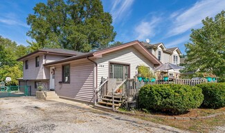 364 55th St, Clarendon Hills, IL 60514
