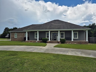 17390 Summerdale Dr, Saucier, MS 39574