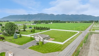 211 McWenneger Dr, Kalispell, MT 59901