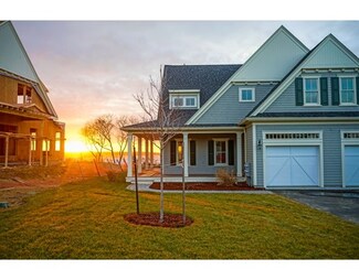 1090 Shore Rd Unit 3-11, Pocasset, MA 02559
