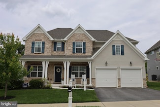 2611 Woodspring Dr, York, PA 17402