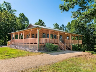 129 Melrose Lake Rd, Saluda, NC 28773