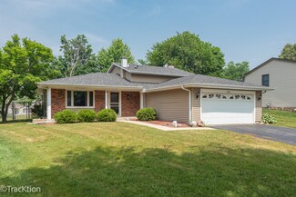 3740 Winding Trail Ln, Hoffman Estates, IL 60192