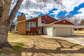 510 24th Ave S, Fargo, ND 58103