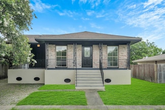 1917 Heights Dr, Saint Bernard, LA 70085