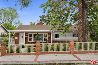 11912 Charnock Rd, Los Angeles, CA 90066