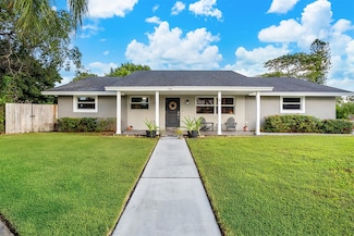 156 Alcazar St, Royal Palm Beach, FL 33411