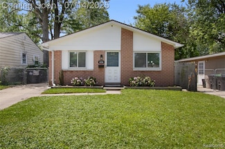 6336 Glenis St, Taylor, MI 48180