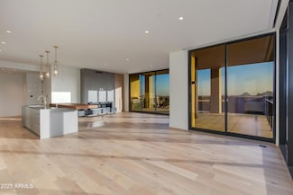 5000 N Camelback Ridge Dr Unit 301, Scottsdale, AZ 85251