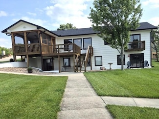 566 Lake Viking Terrace, Gallatin, MO 64640