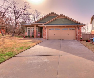 200 Nature Ln, Edmond, OK 73034