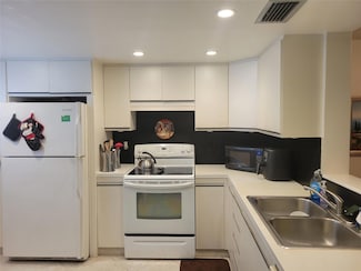 3201 Portofino Point Unit J2, Coconut Creek, FL 33066