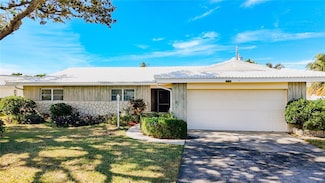 10340 Monarch Dr, Largo, FL 33774