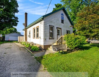 603 W Saint Joseph St, Lawrence, MI 49064