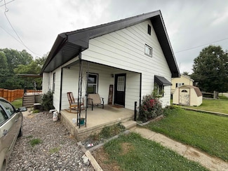 305 N Mill St, Winslow, IN 47598