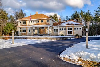 57 Beaulieu Dr, Lyman, ME 04002
