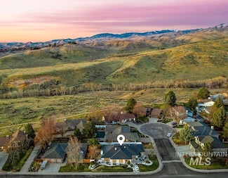 1312 E Candleridge Dr, Boise, ID 83712