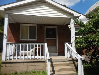 978 Becks Run Rd, Pittsburgh, PA 15210