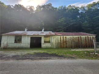 974 Slate Rd, Spencer, WV 25276