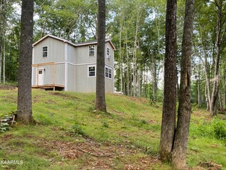 460 Nydeck Rd, Robbins, TN 37852