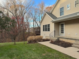 8 Reggie Way Unit B, Broad Brook, CT 06016