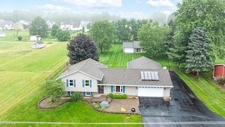 1142 Beechwood Rd, Salem, OH 44460