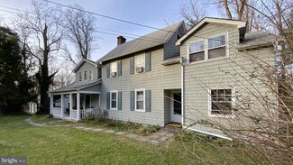 486 Meyersville Rd, Gillette, NJ 07933