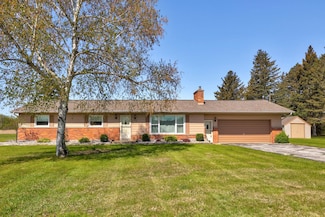 9800 Gera Rd, Birch Run, MI 48415