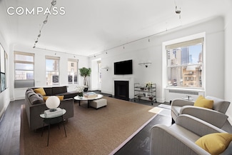 180 W 58th St Unit 11A, New York, NY 10019