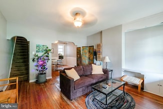 456 Lyceum Ave, Philadelphia, PA 19128