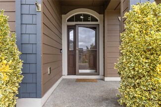 19007 106th Avenue Ct E, Puyallup, WA 98374
