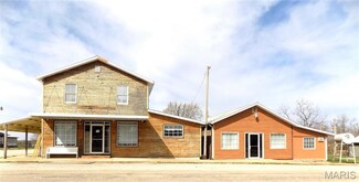 491 Broadway St, Edgar Springs, MO 65462
