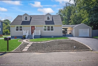 9 Auburn Ave, Ewing, NJ 08638