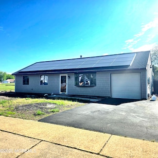 56 Georgetown Blvd, Barnegat, NJ 08005