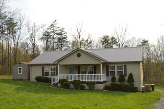 1369 Old Bean Shed Rd, Clarkrange, TN 38553