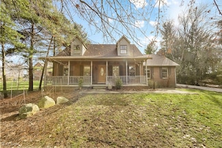 853 Fairway Dr, Alliance, OH 44601