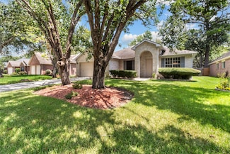 2114 Blossom Creek Dr, Kingwood, TX 77339