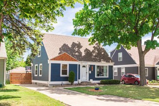 2643 Silver Creek Dr, Franklin Park, IL 60131