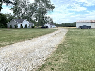 7767 N Marshall Rd, Marshall, IN 47859