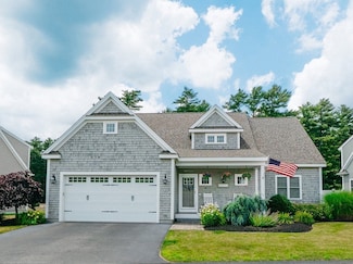 34 Fairway Dr, Kingston, MA 02364