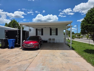 9708 Cypress St, Tampa, FL 33635