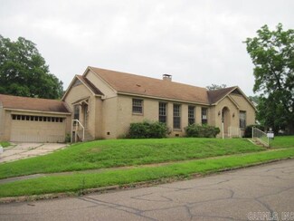 1222 Garland Ave, Texarkana, AR 71854