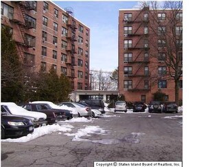 100 Colfax Ave Unit 6Q, Staten Island, NY 10306