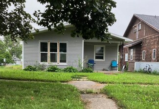 809 Chicago St, Audubon, IA 50025