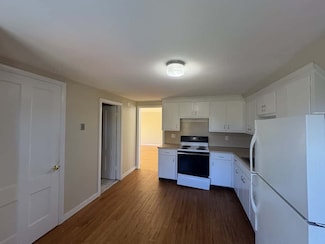 59 Montowese St Unit 3rd fl, Branford, CT 06405