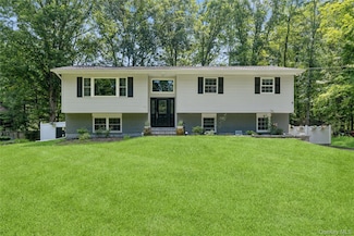 42 Alexander Rd, Monroe, NY 10950