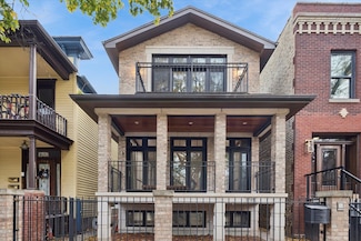 1745 W Cornelia Ave, Chicago, IL 60657